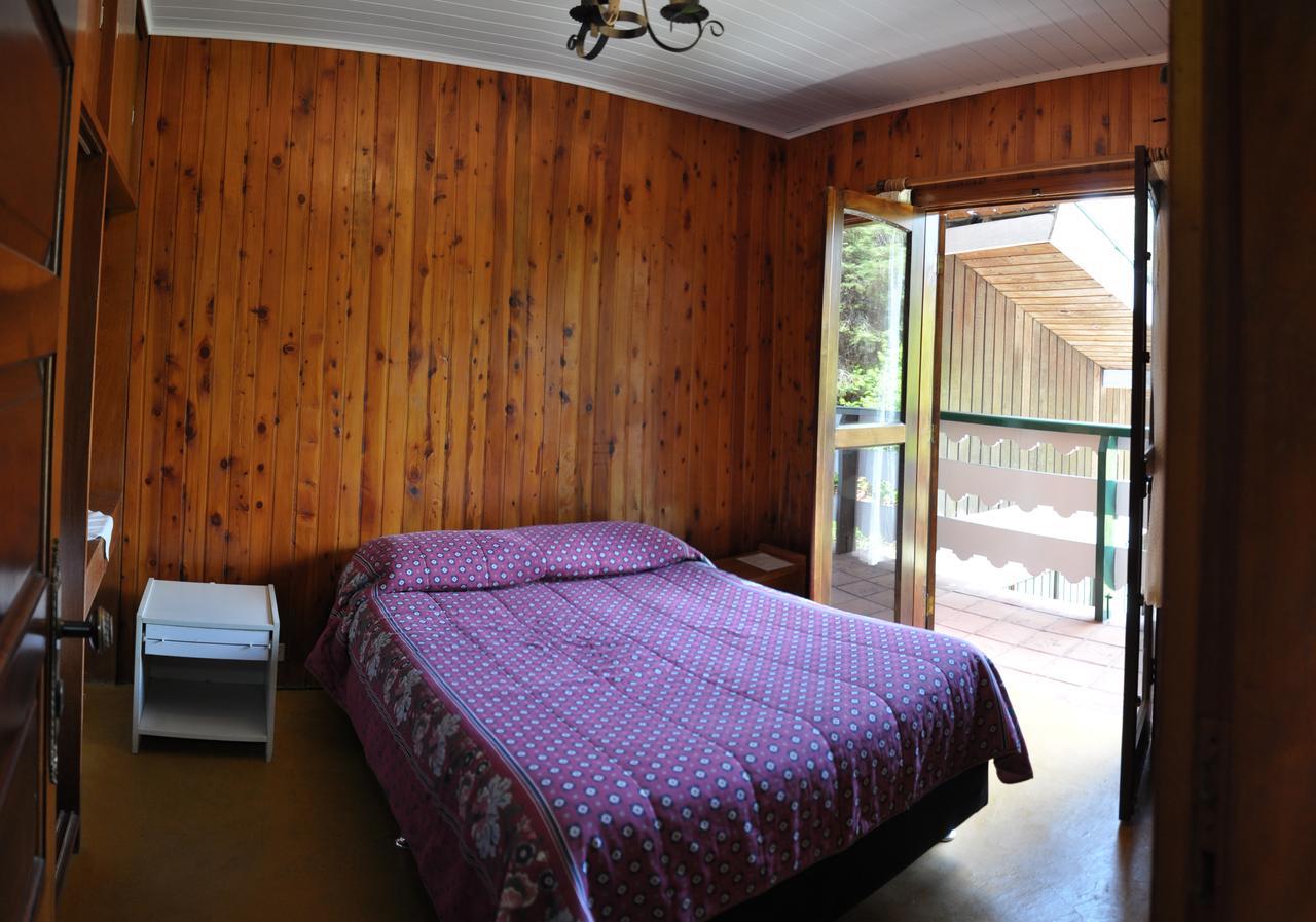 Hotel Vila Regina Campos do Jordão Buitenkant foto