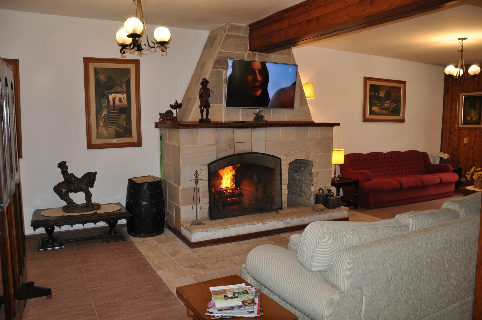 Hotel Vila Regina Campos do Jordão Buitenkant foto